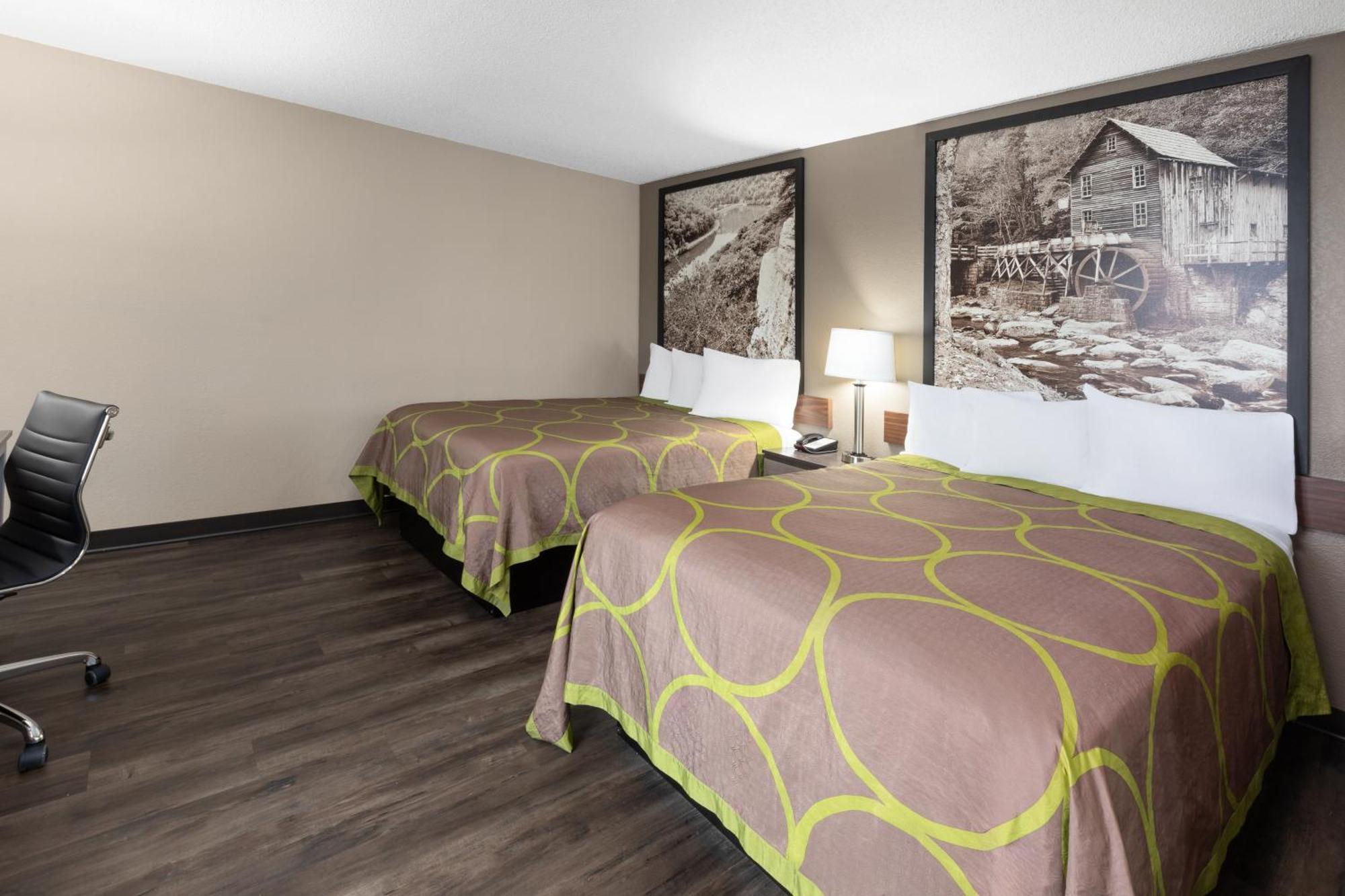 Super 8 By Wyndham Summersville - New River National Park Extérieur photo
