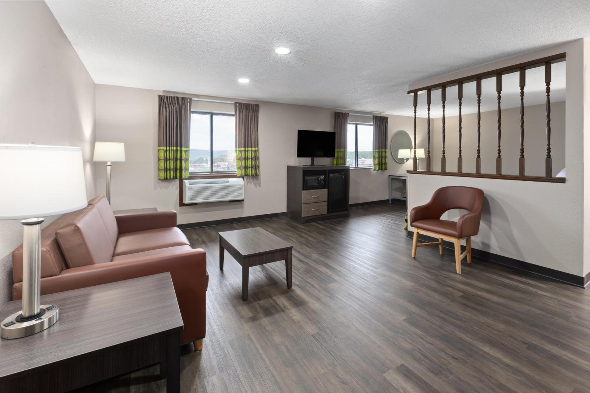 Super 8 By Wyndham Summersville - New River National Park Extérieur photo